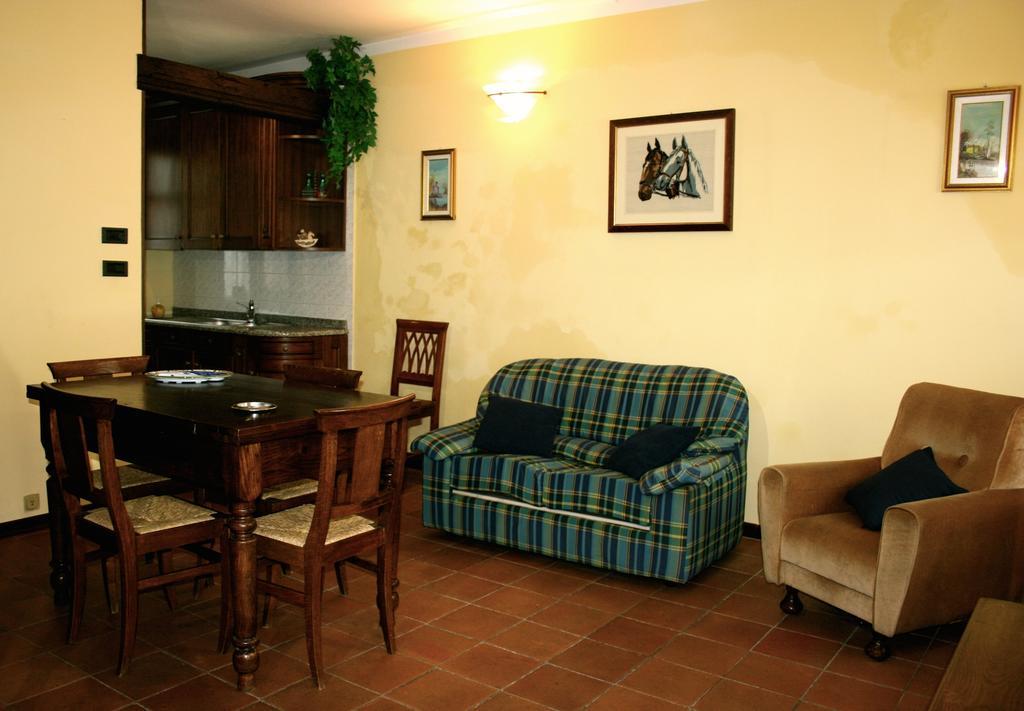 Ai Cappuccini Hotel Racconigi Exterior photo
